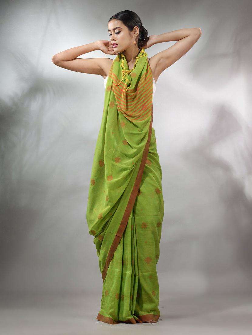 women self design handloom saree with blouse - 22046070 -  Standard Image - 1