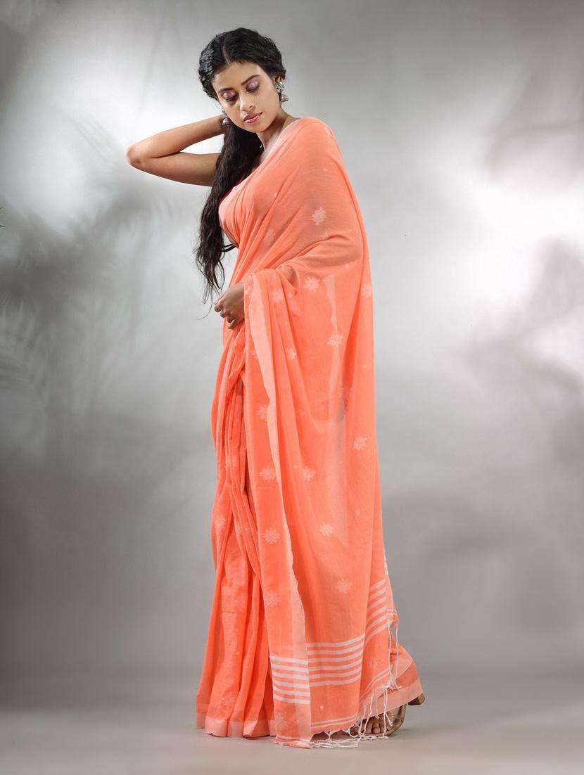 women self design handloom saree with blouse - 22046072 -  Standard Image - 1