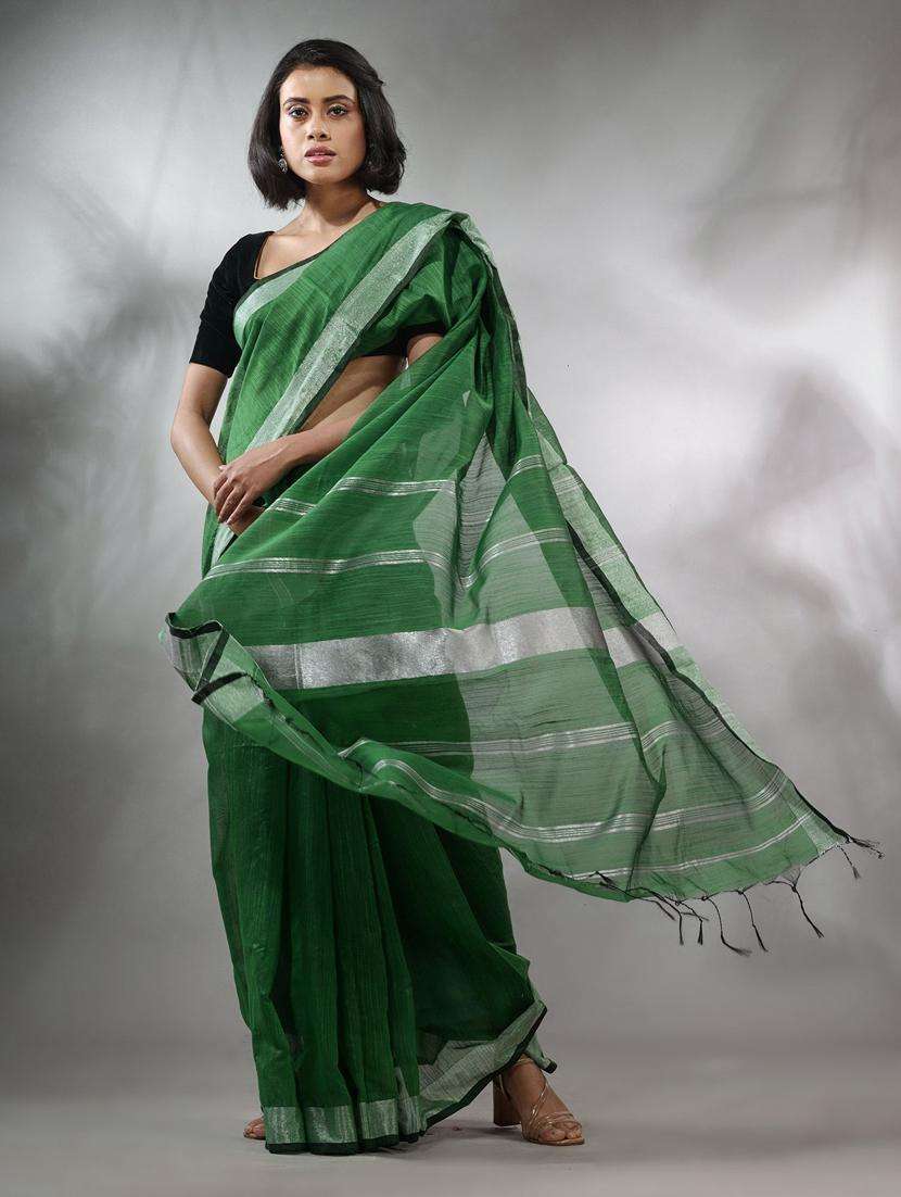 women solid with bordered handloom saree with blouse - 22046082 -  Standard Image - 1
