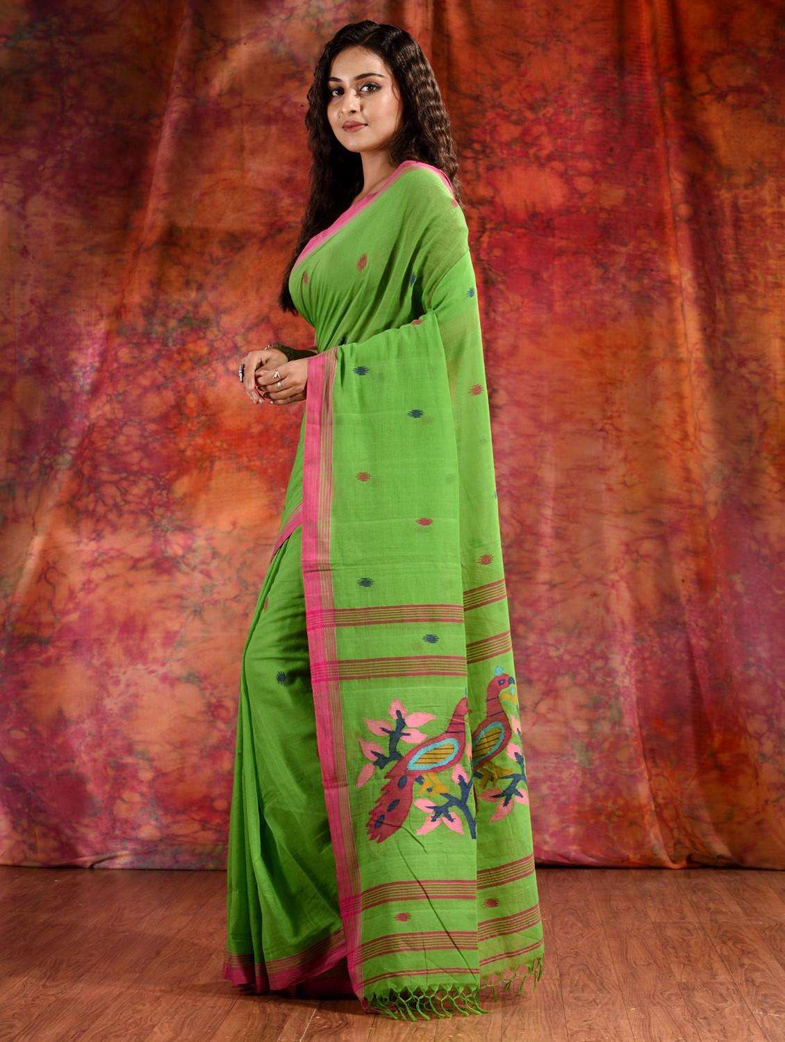 women self design handloom saree with blouse - 22046154 -  Standard Image - 1
