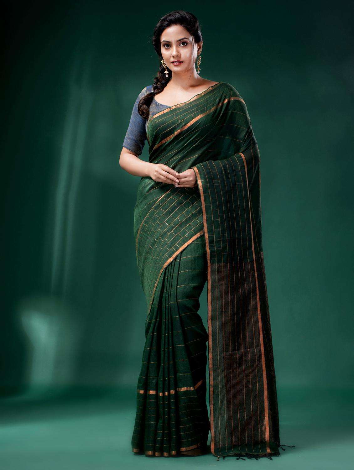 women striped handloom saree with blouse - 22046203 -  Zoom Image - 0