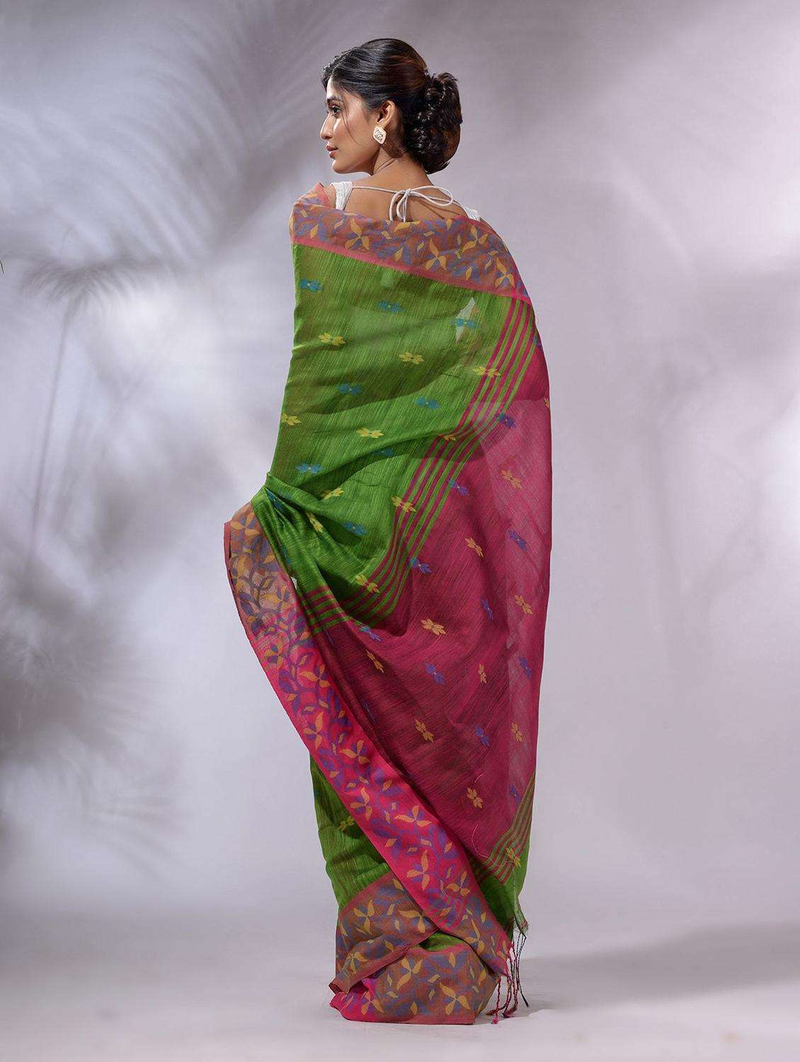 women self design handloom saree with blouse - 22046217 -  Standard Image - 1