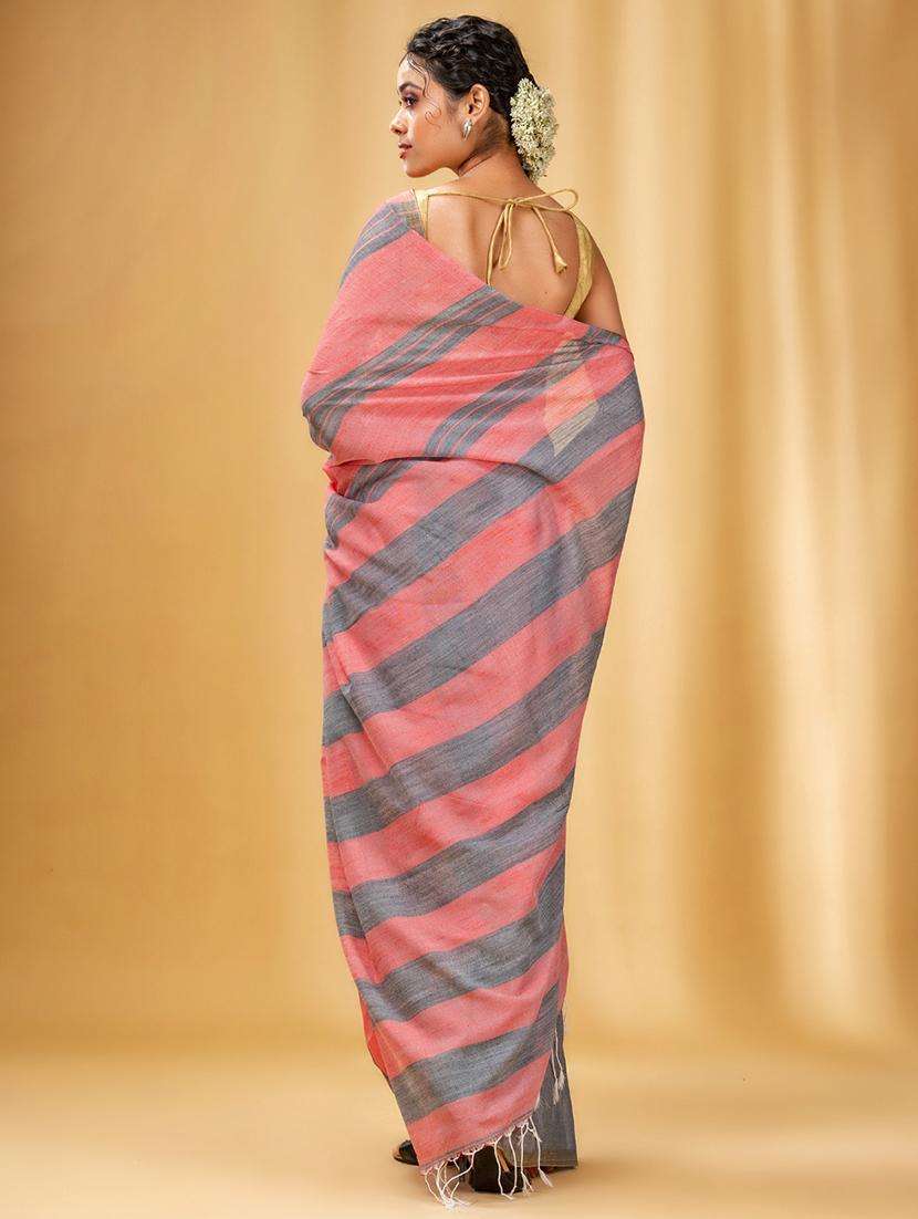 women striped handloom saree with blouse - 22046235 -  Standard Image - 1
