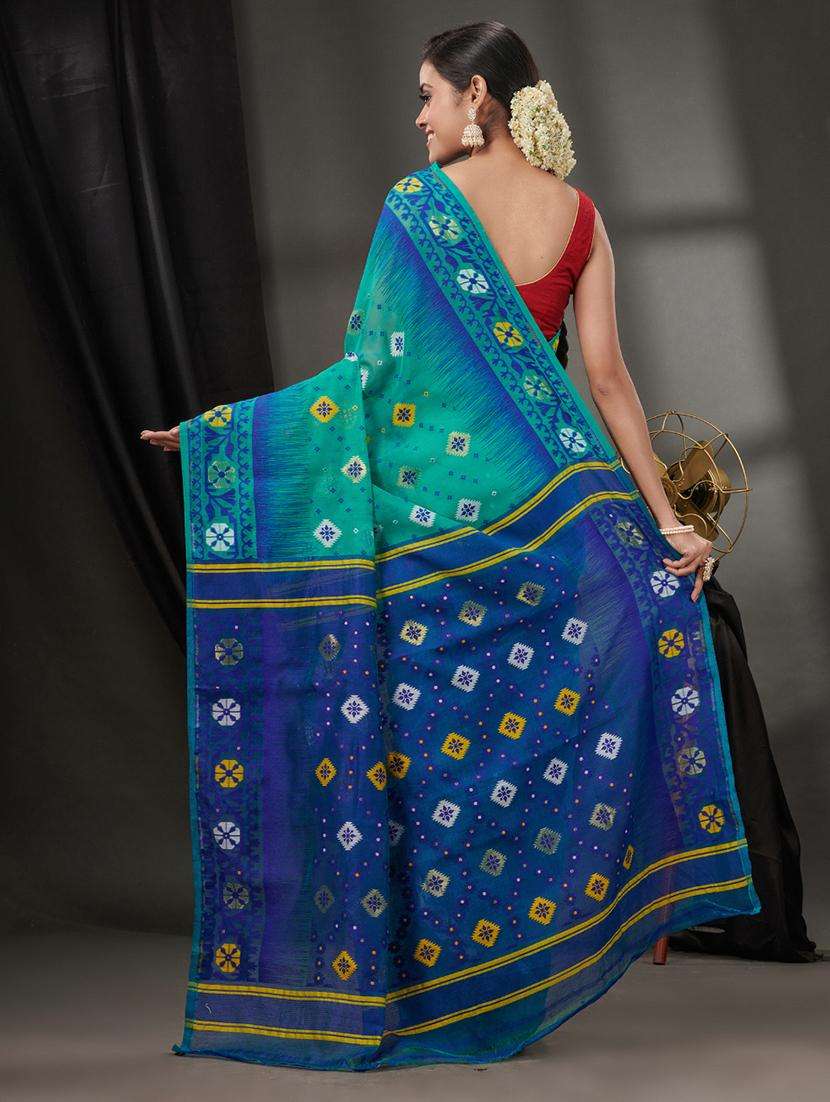 Women Self Design Jamdani Saree - 22046278 -  Standard Image - 1