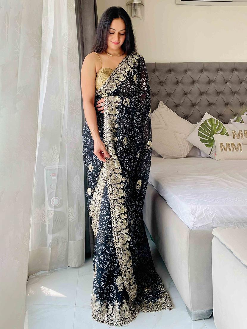 women bandhani printed bordered saree with blouse - 22047909 - Standard Image - 1