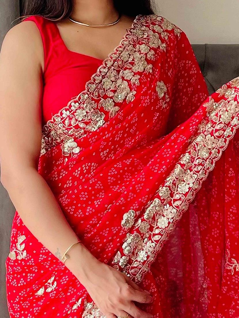 women bandhani printed bordered saree with blouse - 22047911 - Standard Image - 4