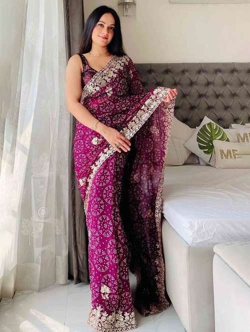 women bandhani printed bordered saree with blouse - 22047912 -  Standard Image - 0