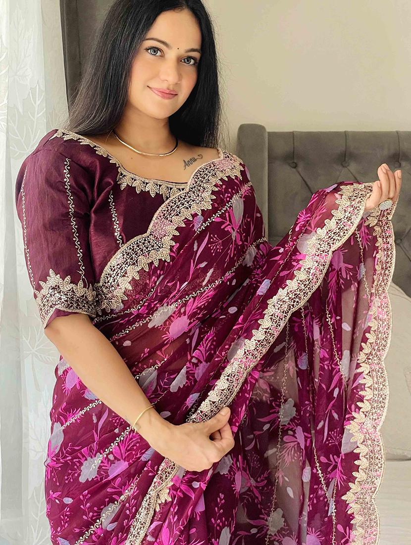 women floral printed embroidered saree with blouse - 22047914 - Standard Image - 4
