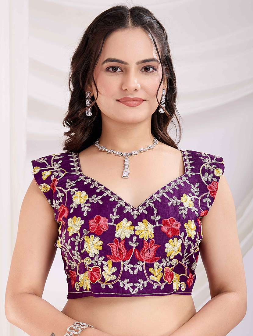 women bandhani printed bordered saree with blouse - 22047934 - Standard Image - 4