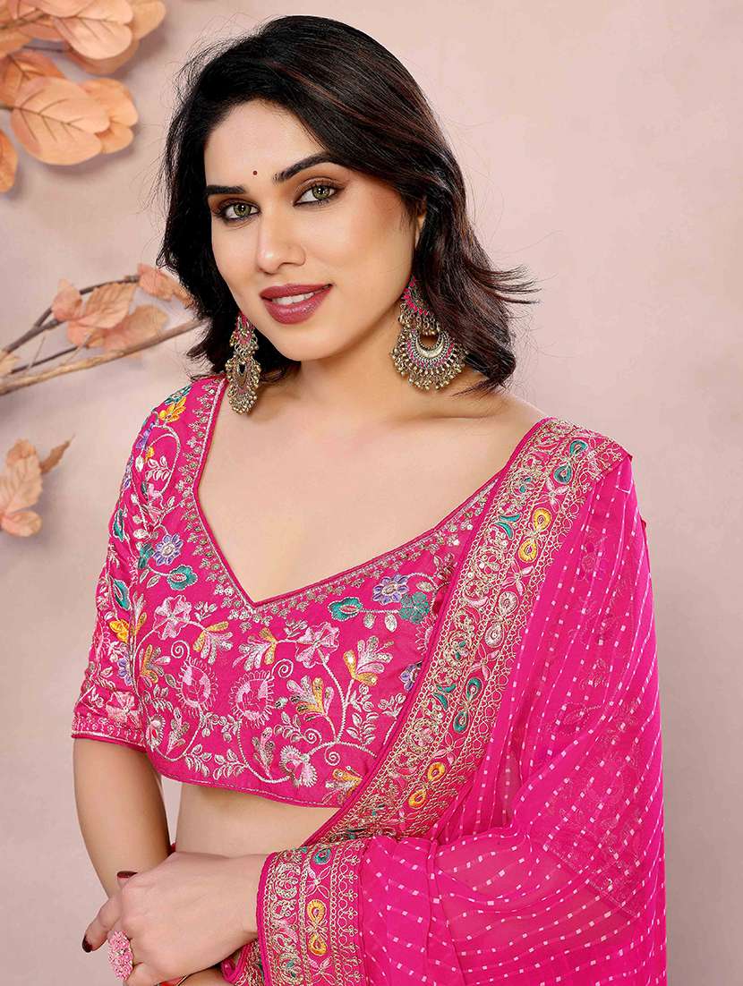 women leheriya printed bordered saree with blouse - 22047940 -  Standard Image - 4