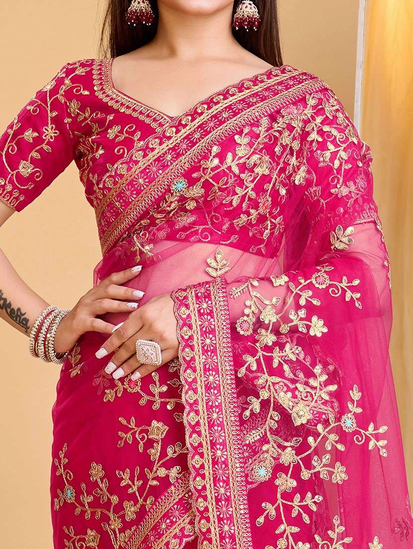 women solid with work embroidered saree with blouse - 22047956 - Standard Image - 4