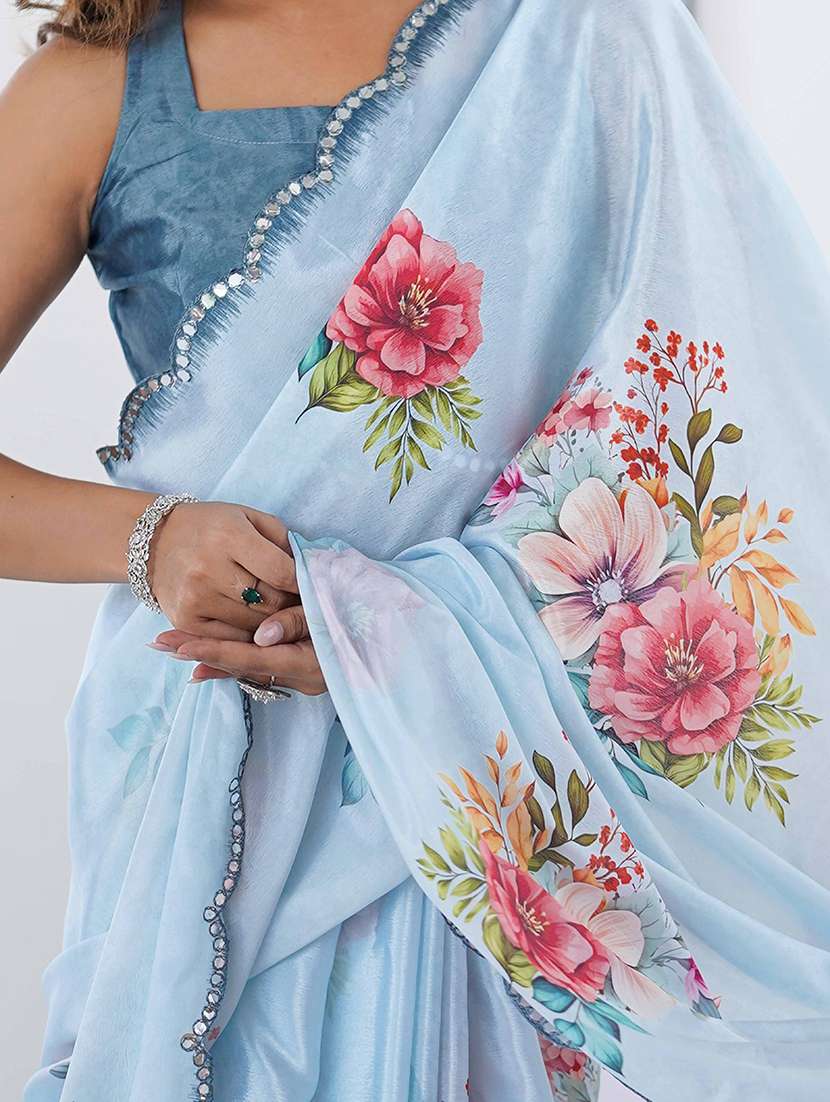 women printed casual wear saree with blouse - 22047972 - Standard Image - 4