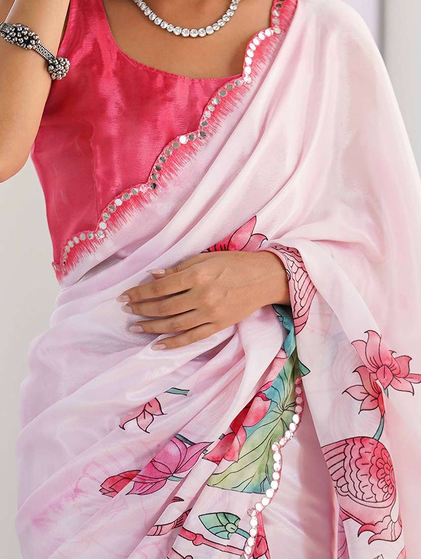 women printed casual wear saree with blouse - 22047976 - Standard Image - 4