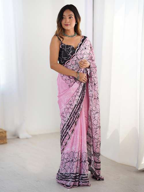 women printed casual wear saree with blouse - 22047982 -  Standard Image - 0