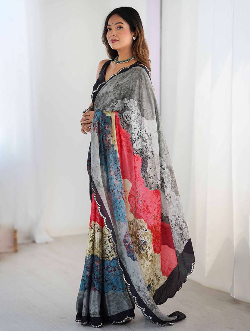 women printed casual wear saree with blouse - 22047988 -  Standard Image - 1