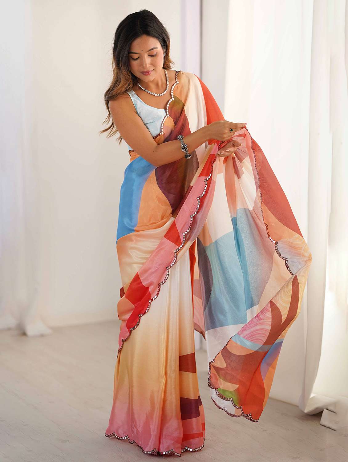 women printed casual wear saree with blouse