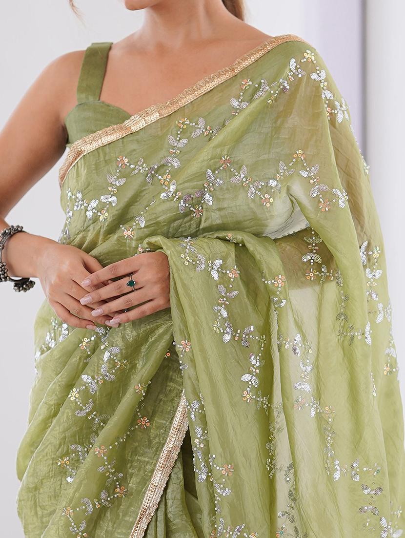 women solid with work embellished saree with blouse - 22047994 - Standard Image - 4