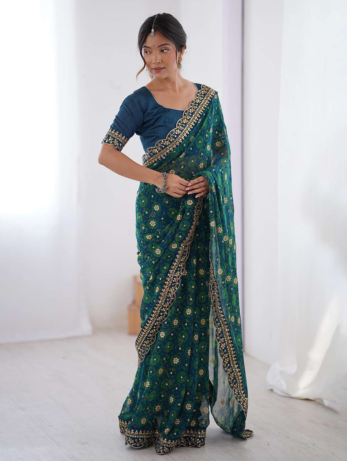 women bandhani printed bordered saree with blouse - 22048016 -  Zoom Image - 0