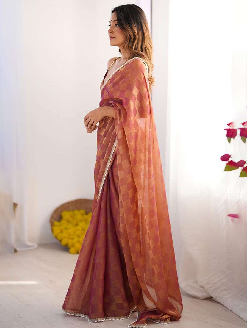 women checkered printed saree with blouse - 22048022 -  Standard Image - 1