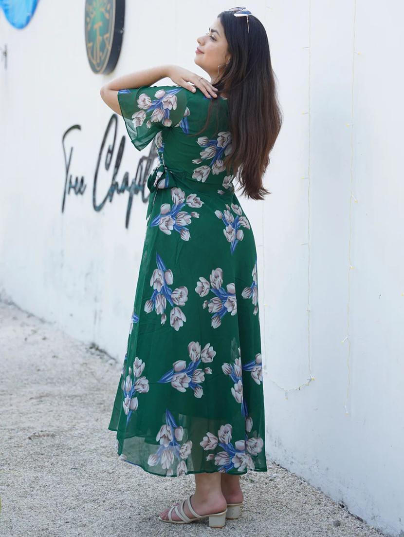 women floral print bell sleeve fit & flare dress - 22048031 - Standard Image - 4