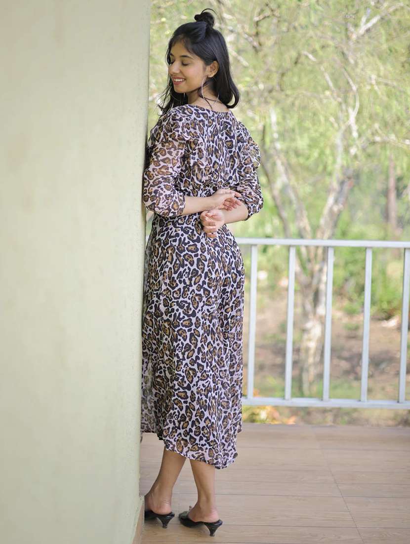 women animal print v-neck fit & flare dress - 22048033 -  Standard Image - 1