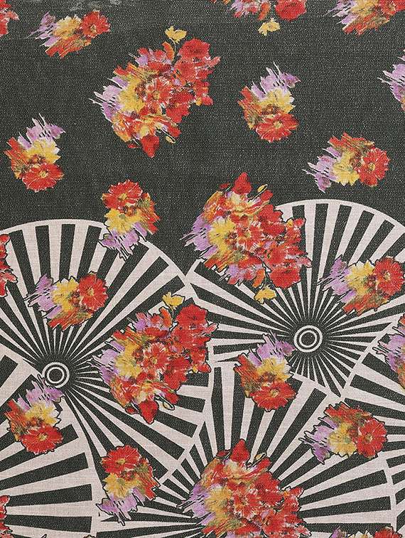 women floral printed saree with blouse - 22048219 -  Standard Image - 4