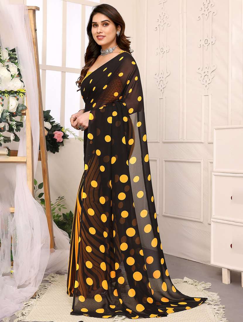 women printed casual wear saree with blouse - 22048633 -  Standard Image - 1
