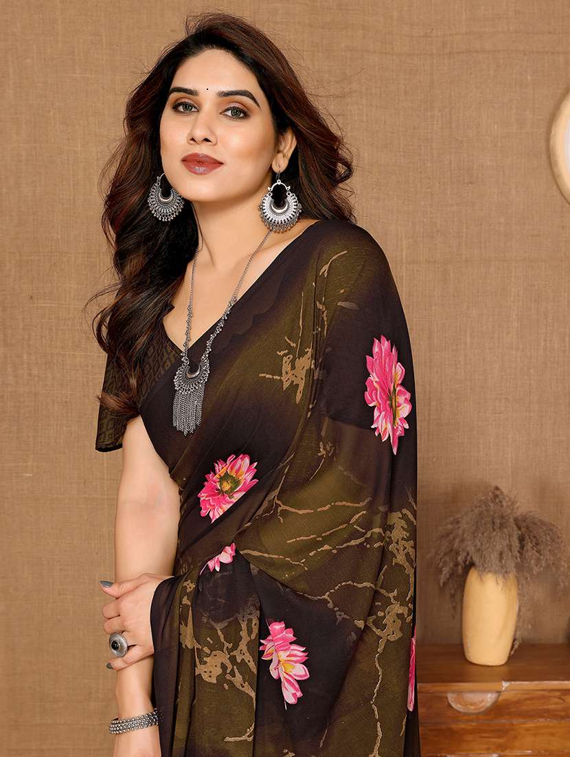 women printed casual wear saree with blouse - 22048666 -  Standard Image - 4