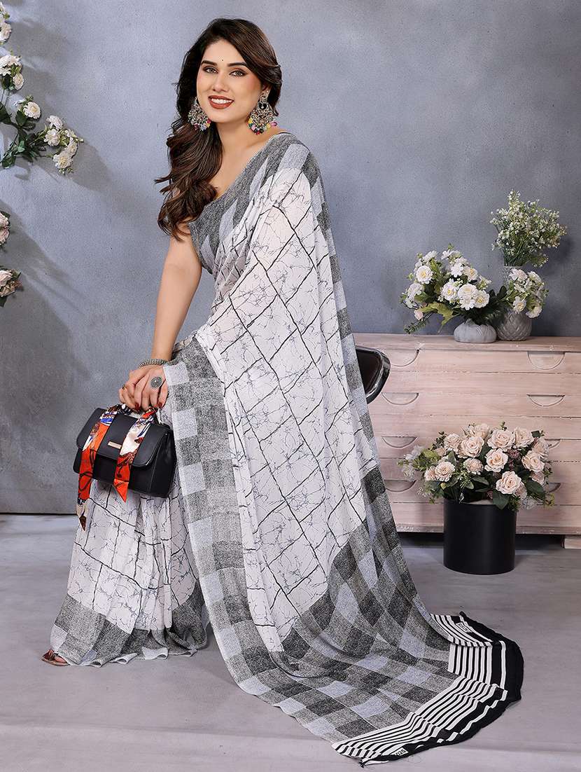 women printed casual wear saree with blouse - 22048767 -  Standard Image - 1