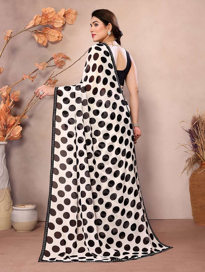 women printed casual wear saree with blouse - 22048844 - Standard Image - 4