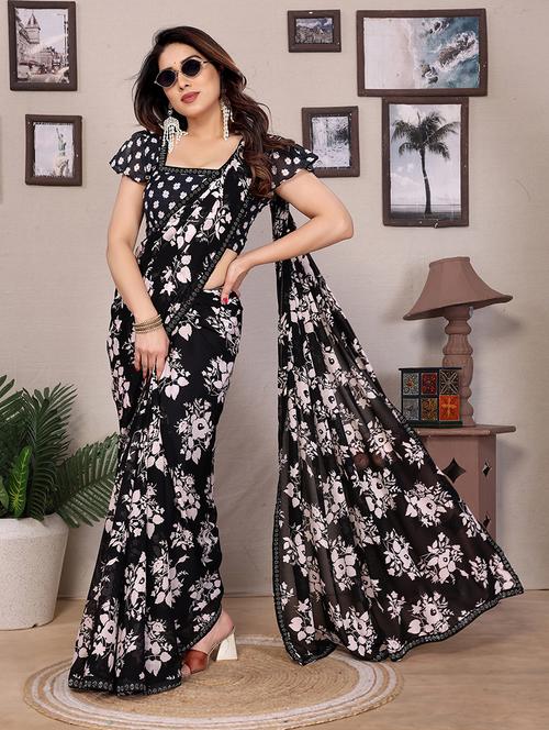 women printed casual wear saree with blouse - 22048873 - Standard Image - 0