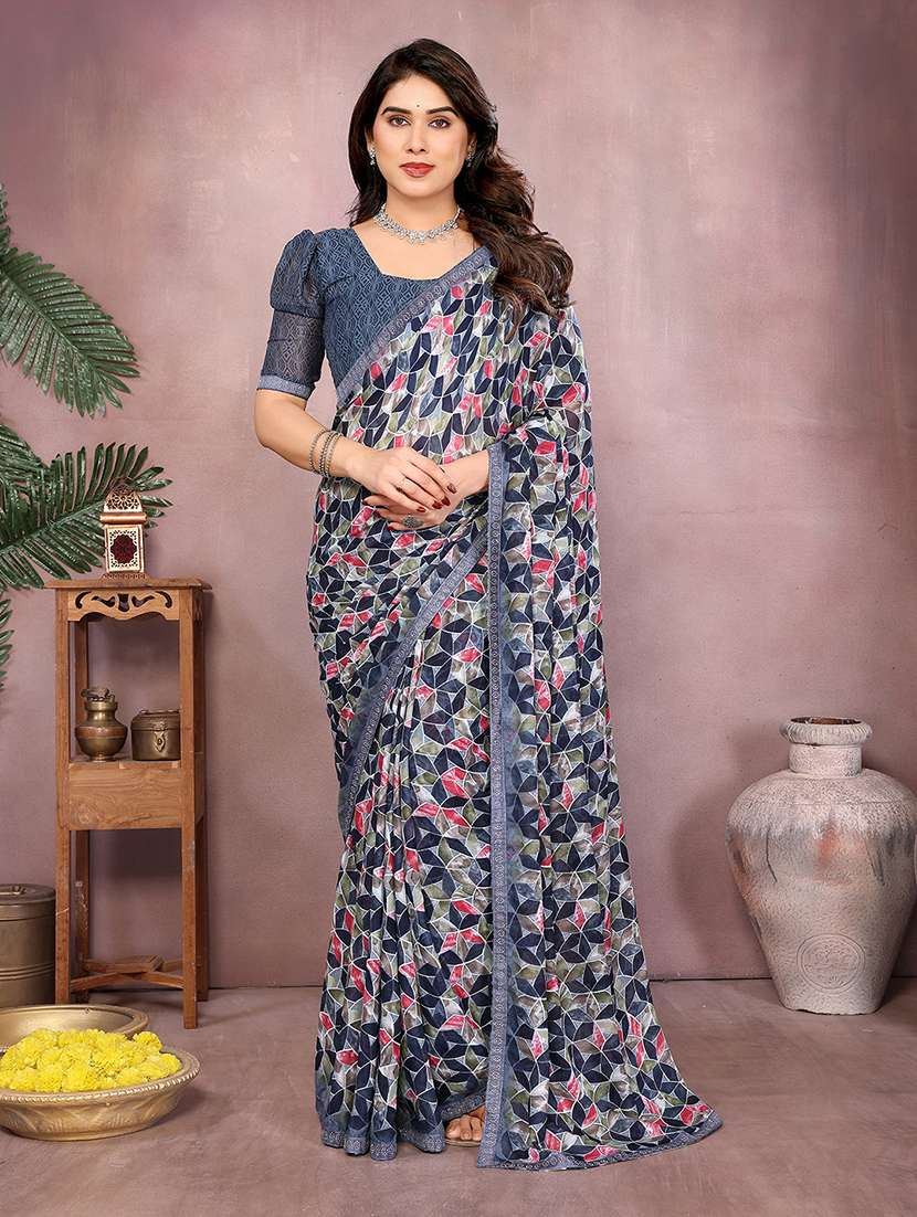 women printed casual wear saree with blouse