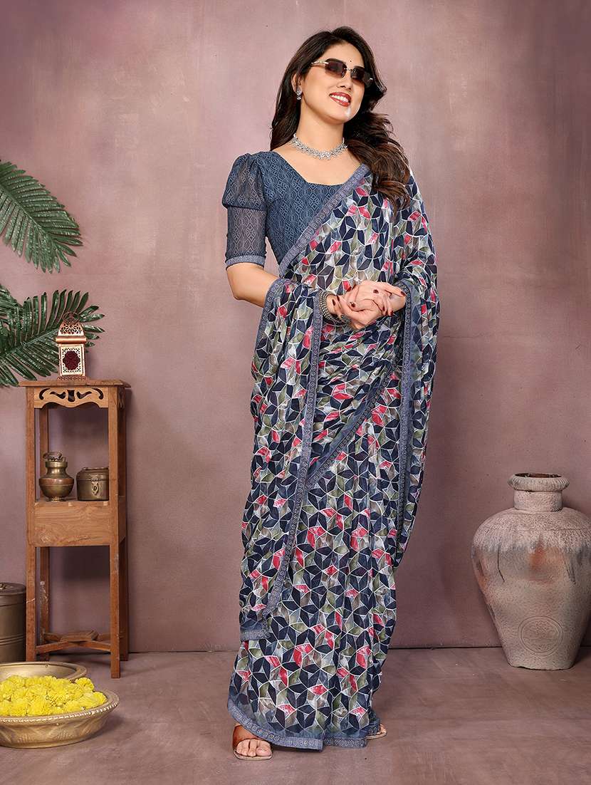 women printed casual wear saree with blouse - 22048879 -  Standard Image - 1