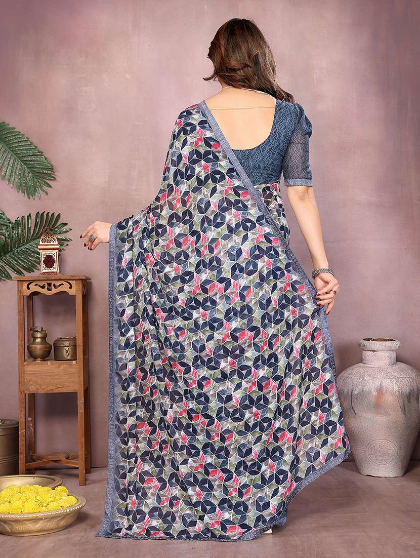 women printed casual wear saree with blouse - 22048879 -  Standard Image - 4