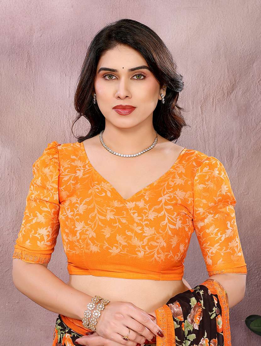 women printed casual wear saree with blouse - 22048910 -  Standard Image - 4