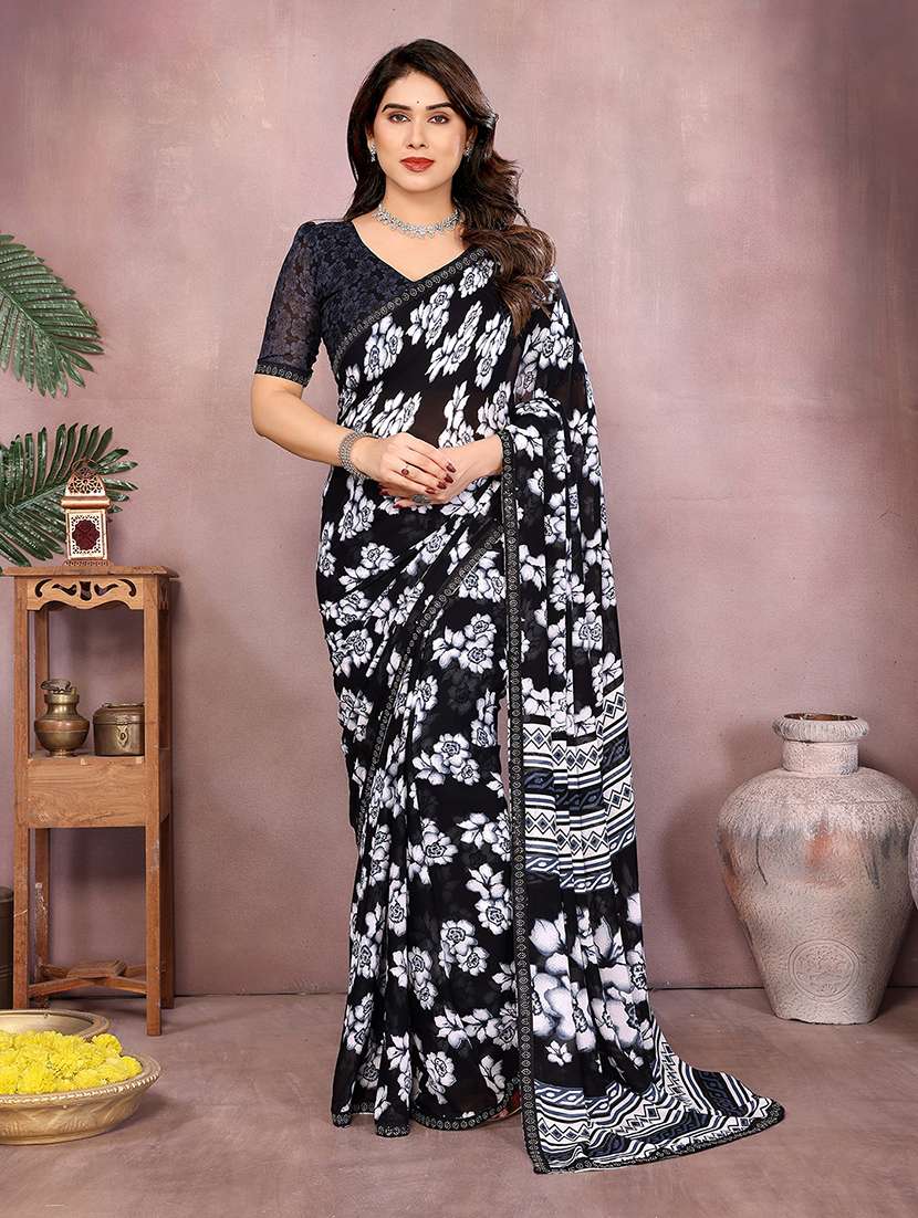 women printed casual wear saree with blouse - 22048917 -  Zoom Image - 0