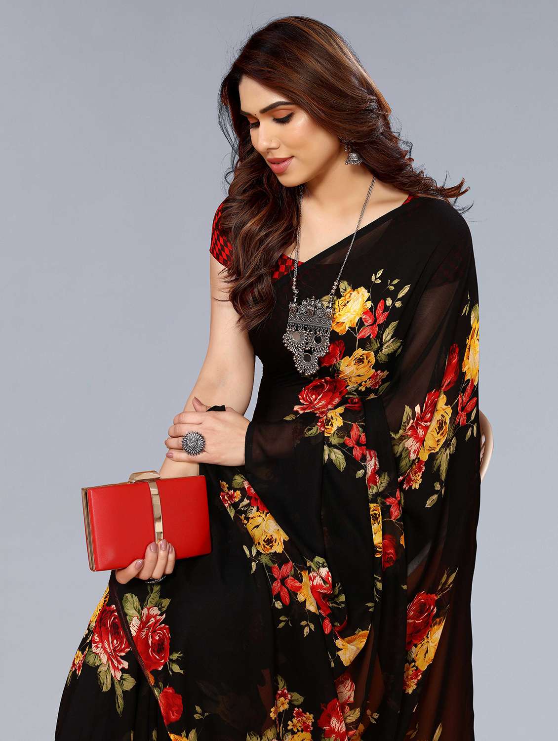 women printed casual wear saree with blouse - 22049013 -  Standard Image - 4
