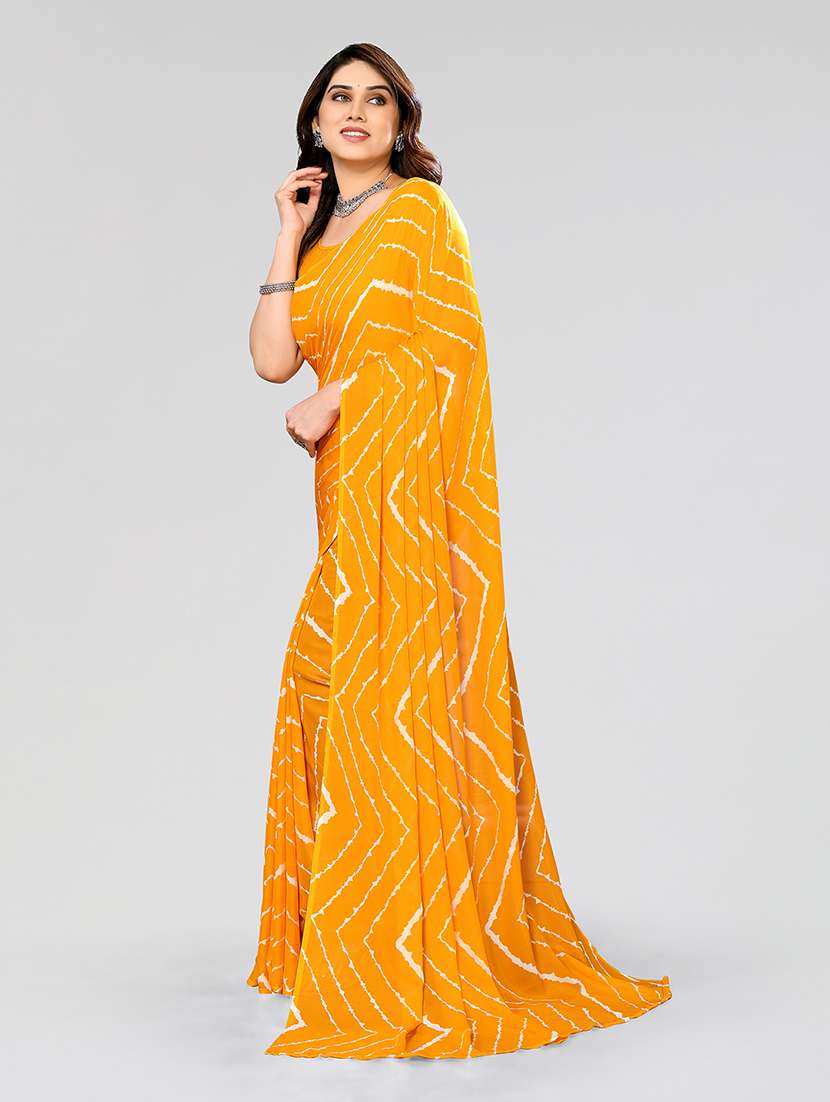 women printed casual wear saree with blouse - 22049041 -  Standard Image - 1
