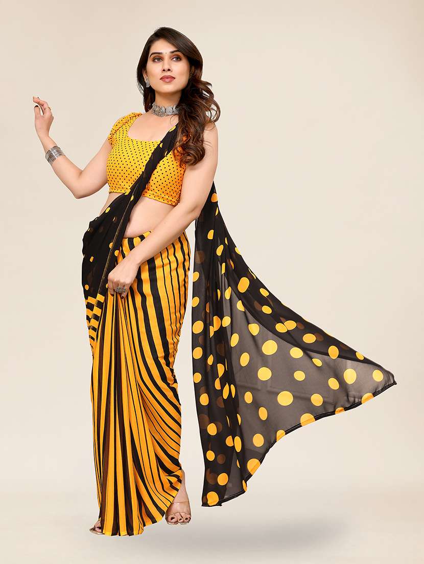 women printed casual wear saree with blouse - 22049352 -  Standard Image - 1
