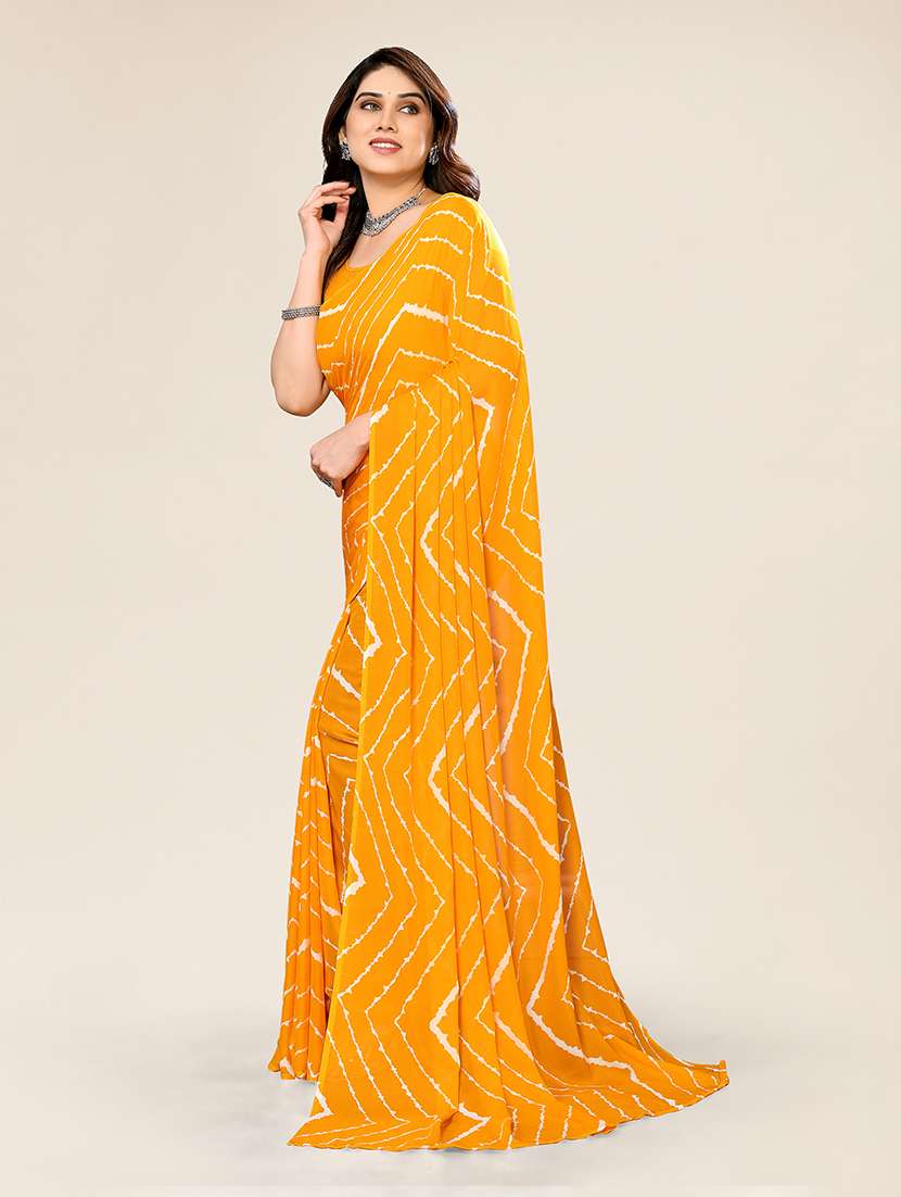 women printed casual wear saree with blouse - 22049393 -  Standard Image - 1