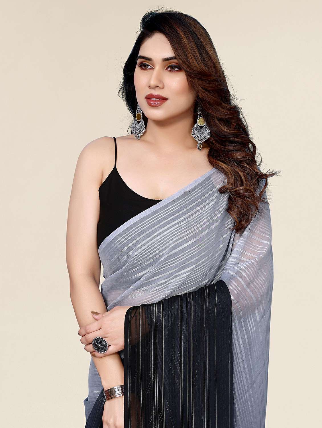 women ombre printed saree with blouse - 22050043 - Standard Image - 4