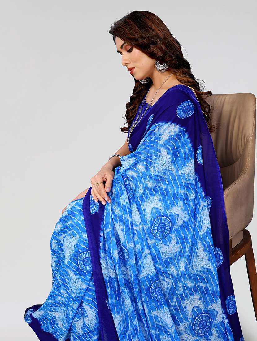 women printed casual wear saree with blouse - 22050126 -  Standard Image - 4