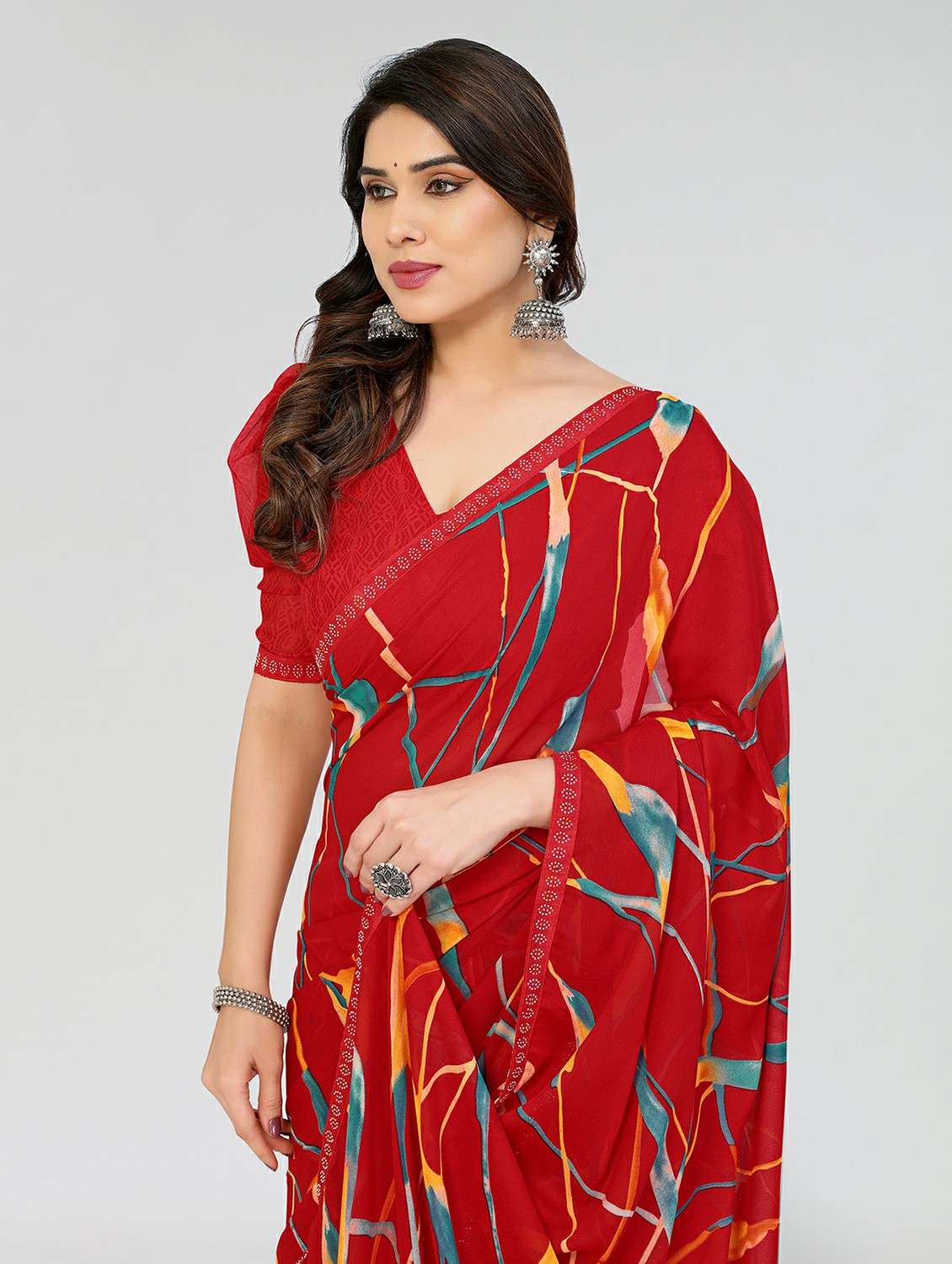 women printed casual wear saree with blouse - 22050144 - Standard Image - 4
