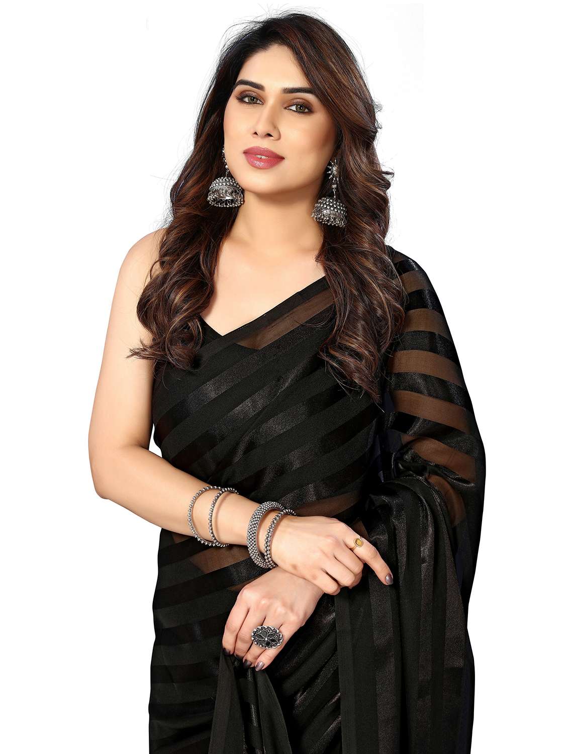 women striped plain saree with blouse - 22050226 -  Standard Image - 4