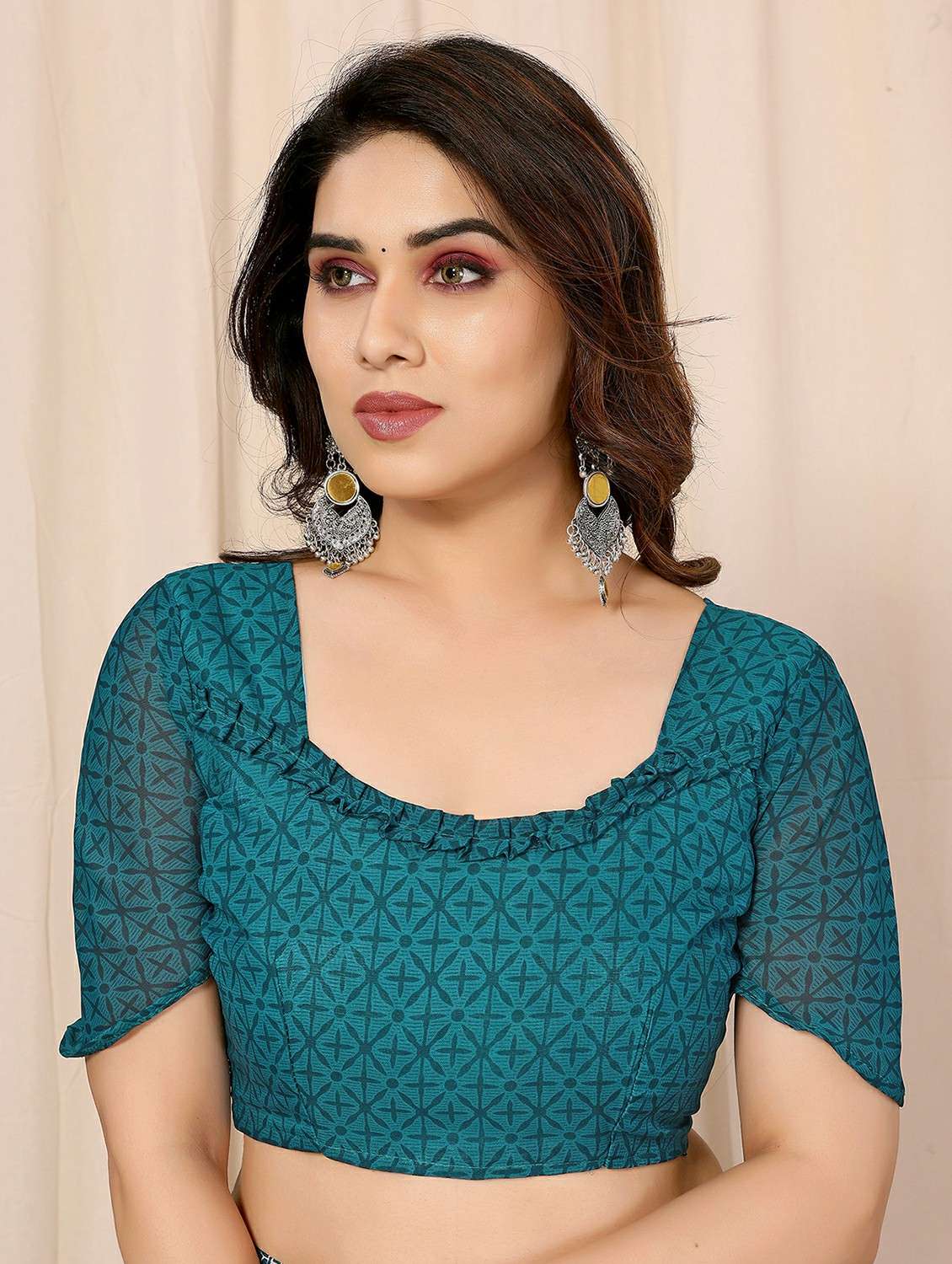 women printed casual wear saree with blouse - 22050266 -  Standard Image - 4