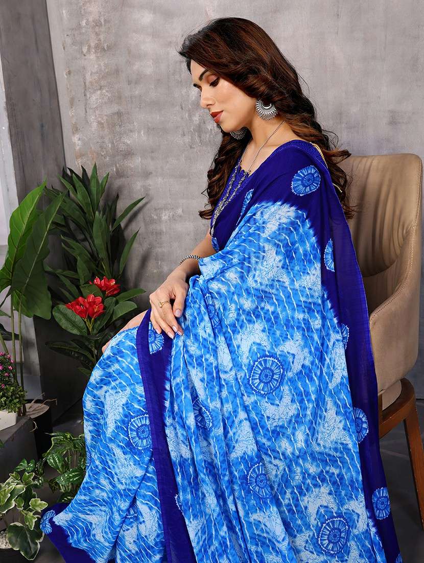 women printed casual wear saree with blouse - 22050272 -  Standard Image - 4