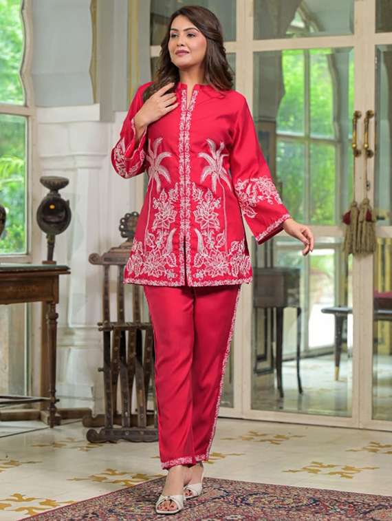 women long sleeve regular fit ethnic co-ord set - 22052037 - Zoom Image - 0
