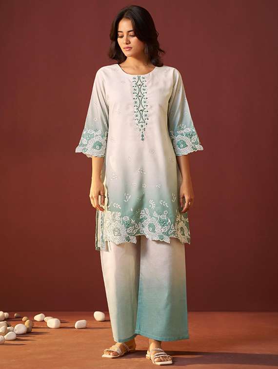 women three quarter sleeve regular fit ethnic co-ord set - 22052039 -  Standard Image - 1