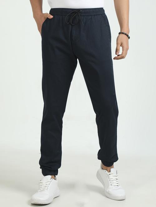 men solid mid rise regular fit jogger - 22052404 - Standard Image - 0