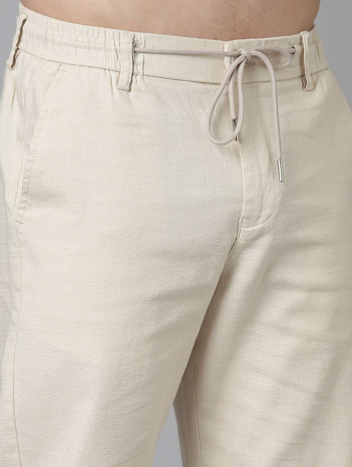 men solid mid rise straight fit chinos  - 22052465 -  Standard Image - 4